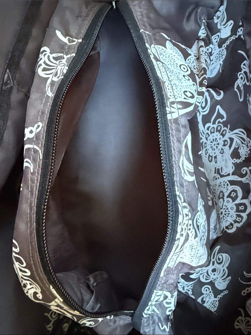 lululemon athletica Black Faux Leather Duffel with Striped Shoulder Strap, EUC!! - Picture 15 of 16